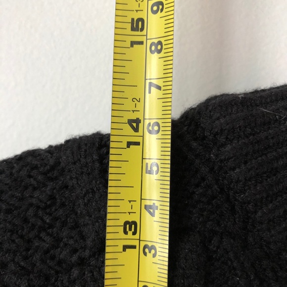 Chunky Crop V-neck Soft Sweater with back ties Sm - Picture 4 of 5